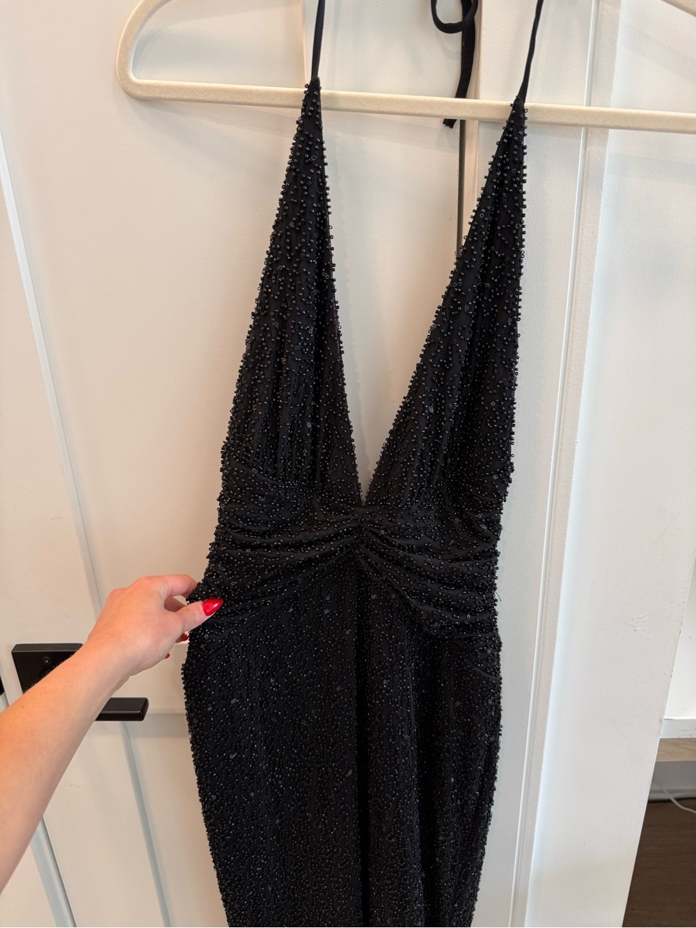 Oh Polly Verona Embellished Plunge Halter Neck Evening Gown in Black - Size 2 - Picture 4 of 6